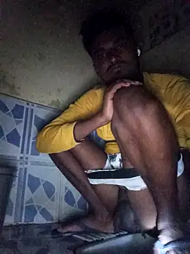 Snapshot of GleefulAkashyyy chatting on 18, 12, 2025 GleefulAkashyyy online show from 18, 12, 2025