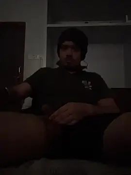 FlashyOcean53 online show from 3, 3, 2026