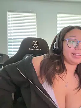 Snapshot of minha_baby chatting on 20, 3, 2026 minha baby online show from 20, 3, 2026