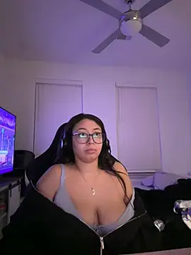 Snapshot of minha_baby chatting on 21, 3, 2026 minha baby online show from 21, 3, 2026