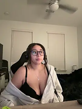 Snapshot of minha_baby chatting on 4, 4, 2026 minha baby online show from 4, 4, 2026