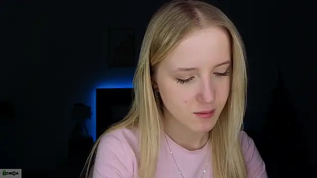 Snapshot of adele_armass chatting on 14, 1, 2026 adele armass online show from 14, 1, 2026