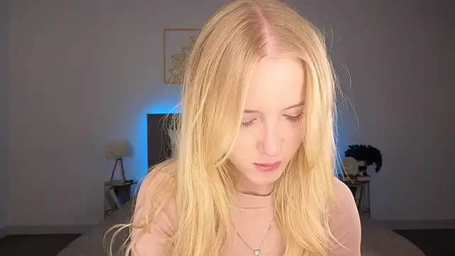 Snapshot of adele_armass chatting on 18, 7, 2026 adele armass online show from 18, 7, 2026