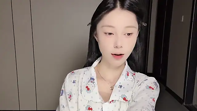 Snapshot of yuyu-33 chatting on 20, 6, 2026 yuyu-33 online show from 20, 6, 2026