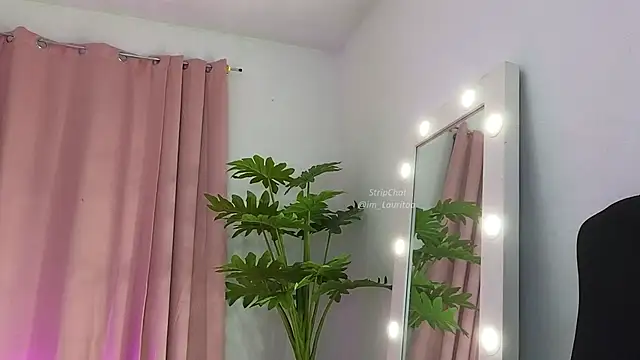 Snapshot of BabyLauritaa chatting on 25, 4, 2026 BabyLauritaa online show from 25, 4, 2026