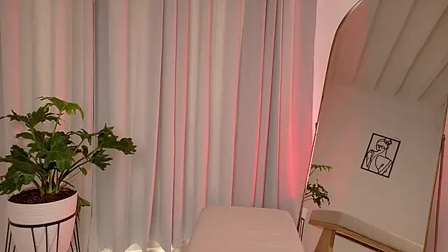 Snapshot of Zara_Nova chatting on 5, 2, 2026 Zara Nova online show from 5, 2, 2026