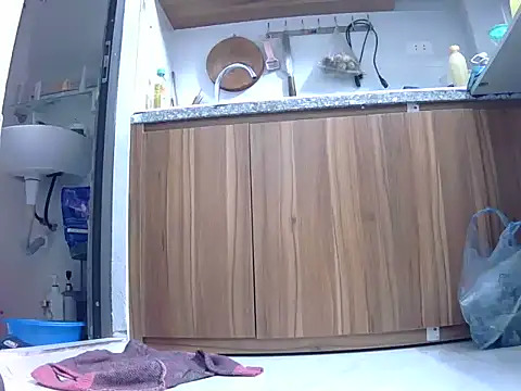 Snapshot of Drizzle-Rian chatting on 27, 11, 2025 Drizzle-Rian online show from 27, 11, 2025