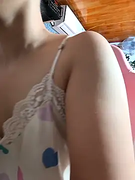 Snapshot of Okleotina9 chatting on 2, 3, 2026 Okleotina9 online show from 2, 3, 2026