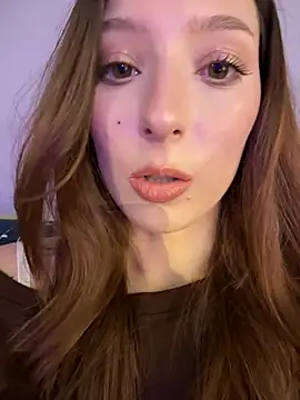 Snapshot of LilluKatten chatting on 6, 6, 2026 LilluKatten online show from 6, 6, 2026