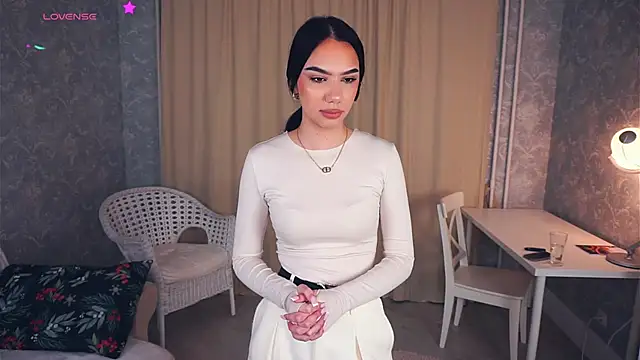 Snapshot of HyeTysarczyk chatting on 8, 11, 2025 HyeTysarczyk online show from 8, 11, 2025