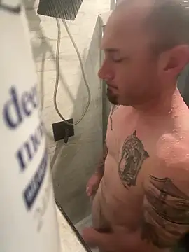 Snapshot of RobsBigD chatting on 10, 11, 2025 RobsBigD online show from 10, 11, 2025