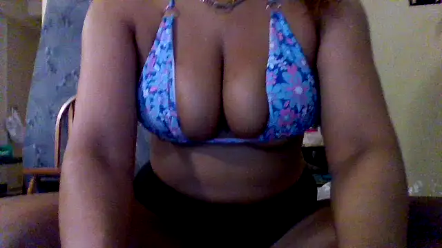 Snapshot of Juicyapplecandy chatting on 25, 6, 2026 Juicyapplecandy online show from 25, 6, 2026