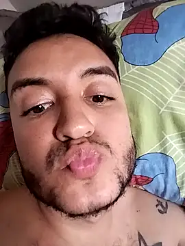 Snapshot of yeisonren99 chatting on 12, 4, 2026 yeisonren99 online show from 12, 4, 2026