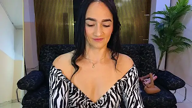 malen fitnessmilf online show from 27, 2, 2026