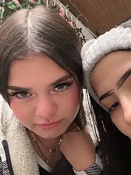 Snapshot of Camila_Duarte_ chatting on 14, 11, 2025 Camila Duarte online show from 14, 11, 2025