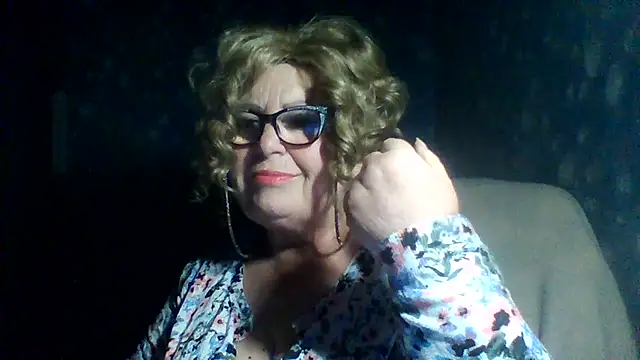 Snapshot of Milaniya606 chatting on 16, 11, 2025 Milaniya606 online show from 16, 11, 2025