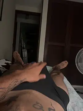 Snapshot of tevoyagustar69 chatting on 4, 4, 2026 tevoyagustar69 online show from 4, 4, 2026