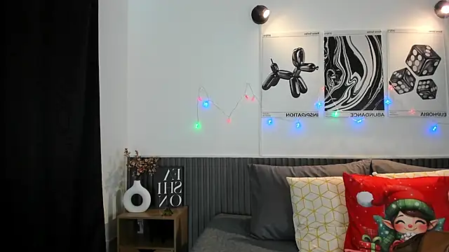 Cloe Bonne online show from 30, 11, 2025