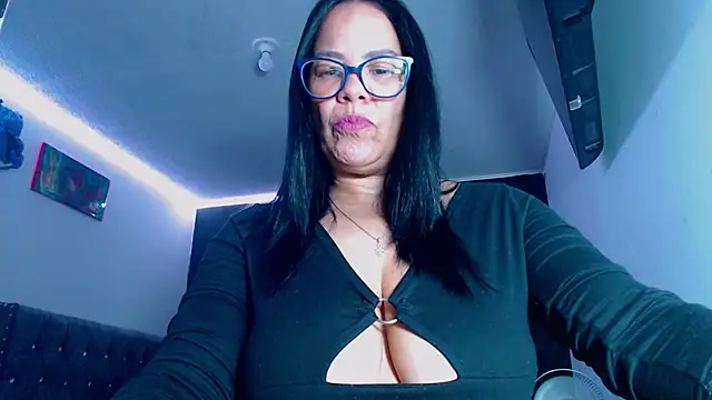 sofia lopez70 online show from 14, 5, 2026