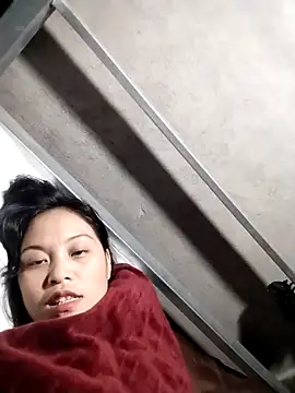 Snapshot of Alice-567 chatting on 3, 11, 2025 Alice-567 online show from 3, 11, 2025