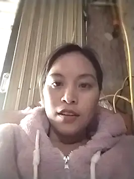 Snapshot of Alice-567 chatting on 4, 11, 2025 Alice-567 online show from 4, 11, 2025