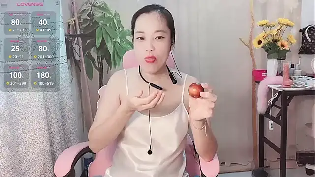 Snapshot of Lingling-Baby520 chatting on 15, 7, 2026 Lingling-Baby520 online show from 15, 7, 2026