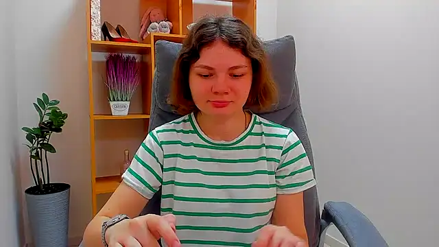 Snapshot of Stella-Maers chatting on 14, 4, 2026 Stella-Maers online show from 14, 4, 2026