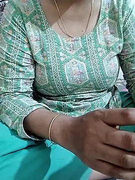 Snapshot of Lema-00 chatting on 12, 4, 2026 Lema-00 online show from 12, 4, 2026