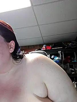 Amberstardusk online show from 21, 11, 2025