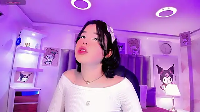 ClaudiaSophia online show from 2, 2, 2026