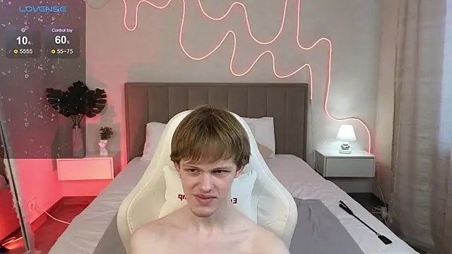 Fakeangel87 online show from 12, 11, 2025