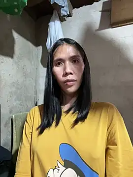 Snapshot of bellaUtops chatting on 11, 3, 2026 bellaUtops online show from 11, 3, 2026