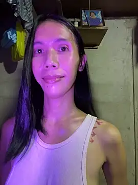 Snapshot of bellaUtops chatting on 1, 4, 2026 bellaUtops online show from 1, 4, 2026