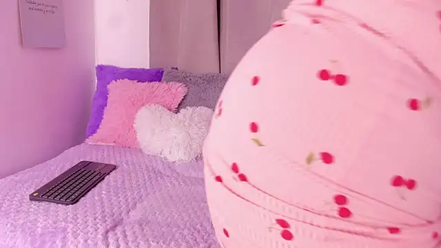 alanaa gomezz online show from 1, 12, 2025