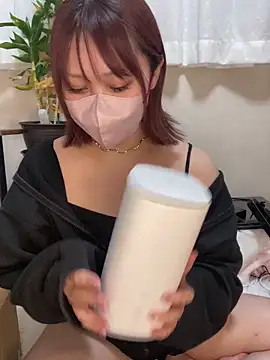 Snapshot of reika33 chatting on 9, 3, 2026 reika33 online show from 9, 3, 2026