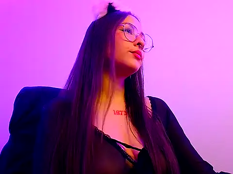 Snapshot of HanaLush27 chatting on 6, 11, 2025 HanaLush27 online show from 6, 11, 2025