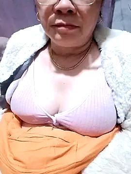 small-house123 online show from 28, 11, 2025