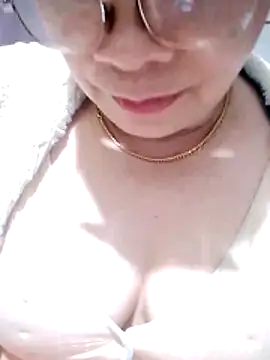 small-house123 online show from 17, 12, 2025