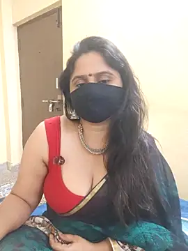 Snapshot of mouni499 chatting on 2, 3, 2026 mouni499 online show from 2, 3, 2026