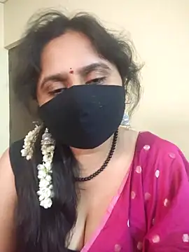 Snapshot of mouni499 chatting on 11, 3, 2026 mouni499 online show from 11, 3, 2026