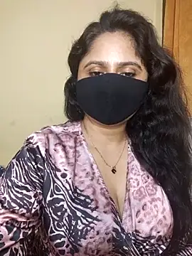 Snapshot of mouni499 chatting on 19, 6, 2026 mouni499 online show from 19, 6, 2026
