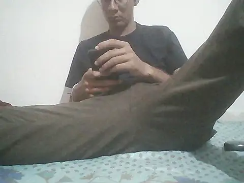 Snapshot of Bull_Dick_69 chatting on 30, 3, 2026 Bull Dick 69 online show from 30, 3, 2026