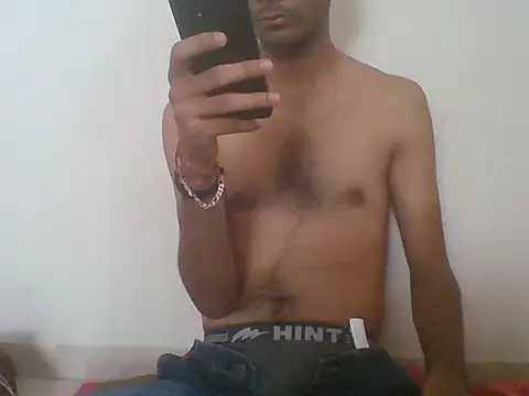 Snapshot of Bull_Dick_69 chatting on 29, 4, 2026 Bull Dick 69 online show from 29, 4, 2026