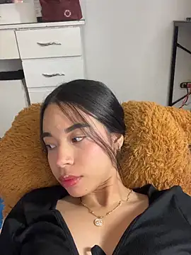 Snapshot of Milleradhara24 chatting on 14, 3, 2026 Milleradhara24 online show from 14, 3, 2026