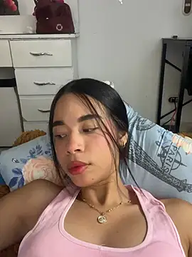 Snapshot of Milleradhara24 chatting on 14, 3, 2026 Milleradhara24 online show from 14, 3, 2026