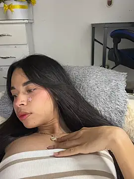 Snapshot of Milleradhara24 chatting on 27, 3, 2026 Milleradhara24 online show from 27, 3, 2026