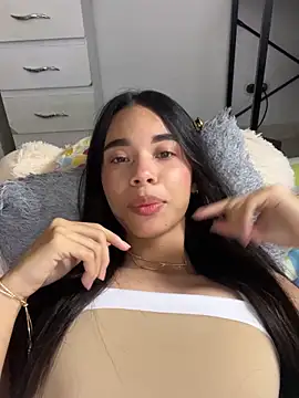 Snapshot of Milleradhara24 chatting on 28, 3, 2026 Milleradhara24 online show from 28, 3, 2026