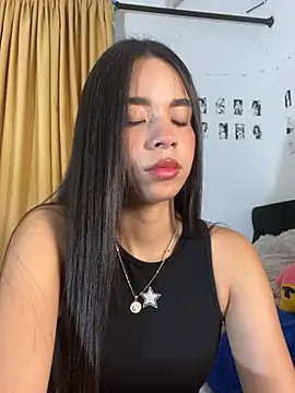 Snapshot of Milleradhara24 chatting on 3, 7, 2026 Milleradhara24 online show from 3, 7, 2026