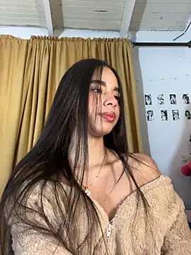 Snapshot of Milleradhara24 chatting on 5, 7, 2026 Milleradhara24 online show from 5, 7, 2026