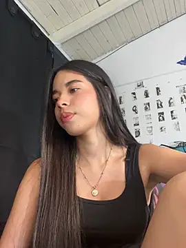 Snapshot of Milleradhara24 chatting on 18, 7, 2026 Milleradhara24 online show from 18, 7, 2026